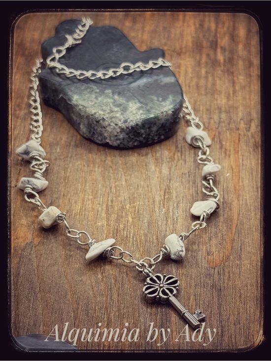 Alquimia Jewelry - Alquimia White Howlite Bead Necklace with Floral Key Charm